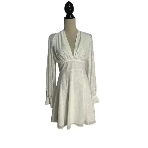 Yumi Kim Shore Thing Dress Size Med NWT white dot - Picture 1 of 14